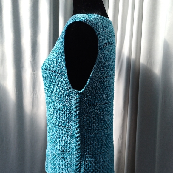Hand Made Blue Sleeveless Tunic Top - Picture 2 of 5